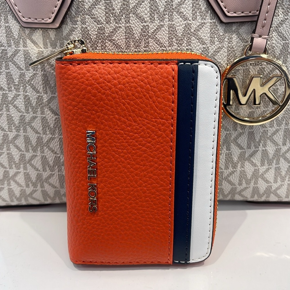 MICHAEL KORS Jet Set Travel Medium Color-Block Zip Around Wallet
Red Clay 
NWT - Picture 14 of 16
